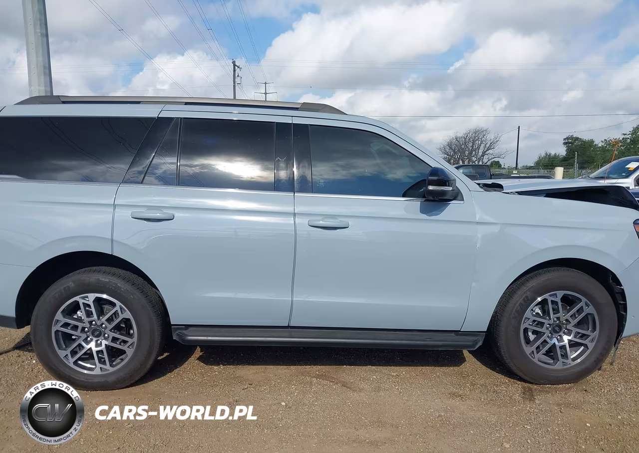 2025 Ford Expedition Active VIN:1FMJU1H80SEA59091 - 13