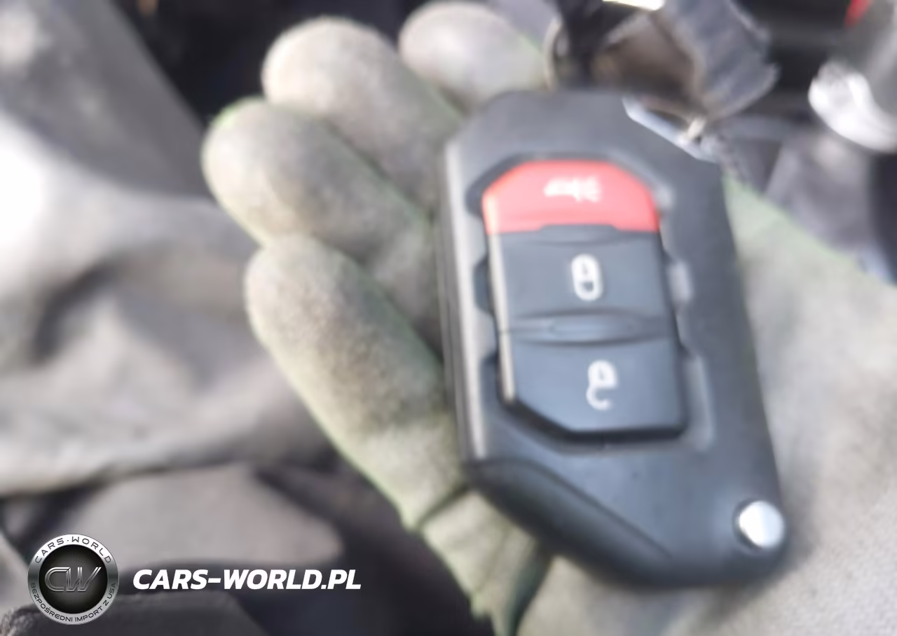 2020 Jeep Wrangler Unlimited Sahara Altitude 4X4 VIN:1C4HJXEN3LW252968 - 11