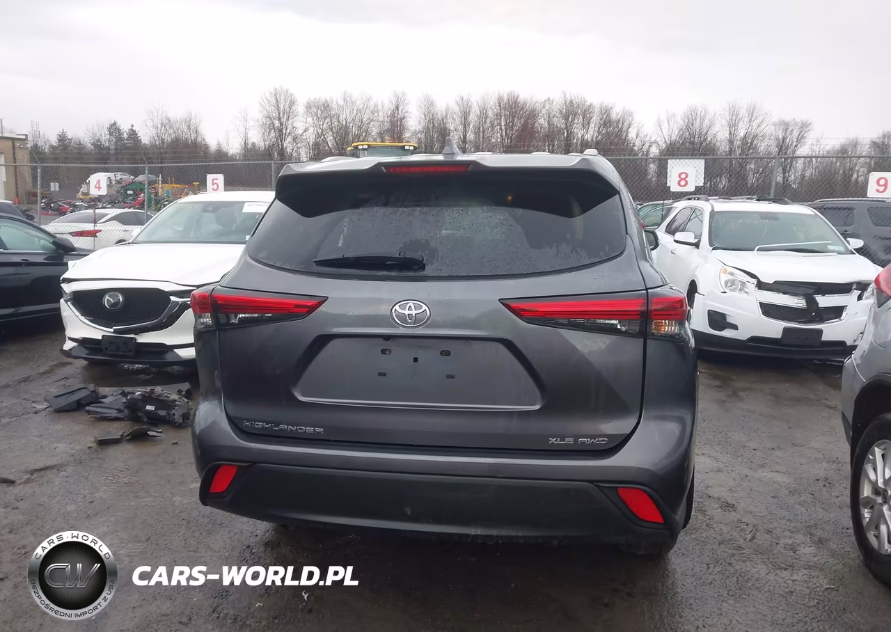 2022 Toyota Highlander Xle VIN:5TDHZRBH6NS576051 - 17