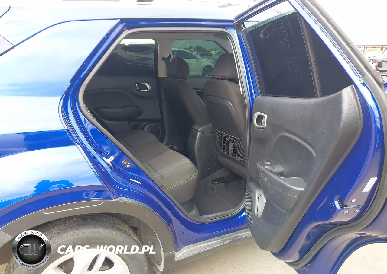 2020 Hyundai Venue Sel VIN:KMHRC8A32LU047254 - 8