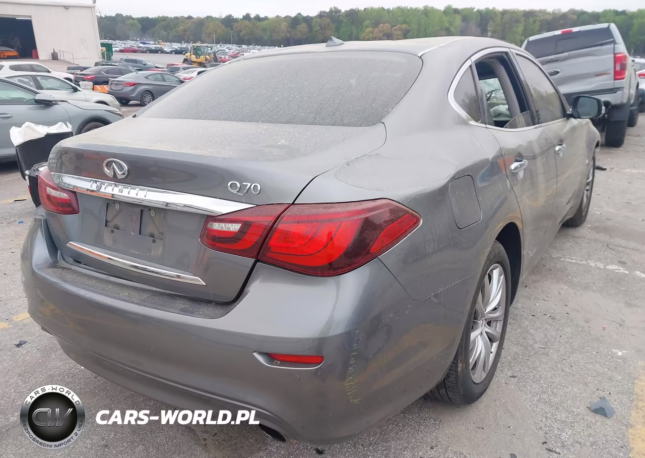 2018 Infiniti Q70 3.7 Luxe VIN:JN1BY1AP5JM180320 - 4