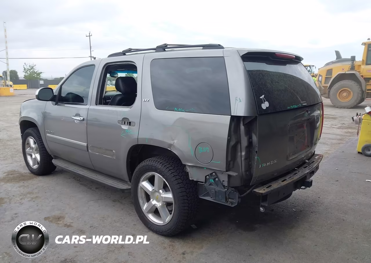 2012 Chevrolet Tahoe Ltz VIN:1GNSKCE0XCR291367 - 3
