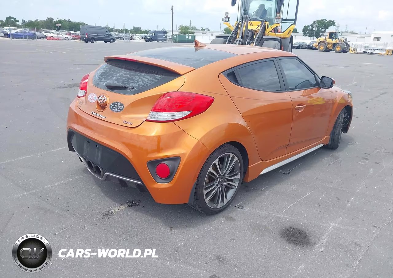 2016 Hyundai Veloster Turbo VIN:KMHTC6AEXGU281353 - 4