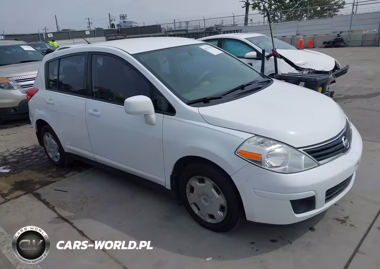 2010 Nissan Versa 1.8S