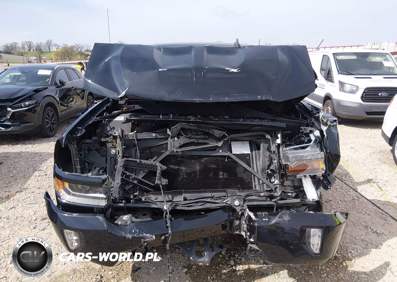 2018 Chevrolet Silverado 1500 2Lt VIN:3GCUKREC2JG522872 - 12