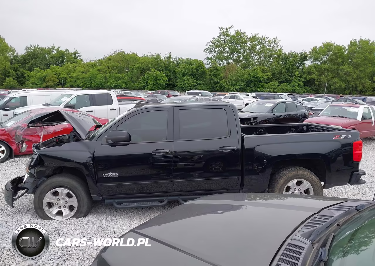 2018 Chevrolet Silverado 1500 2Lt VIN:3GCUKREC2JG522872 - 14
