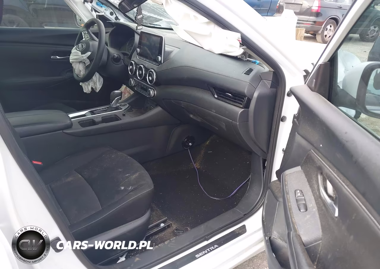 2025 Nissan Sentra Sv VIN:3N1AB8CV3SY256035 - 5