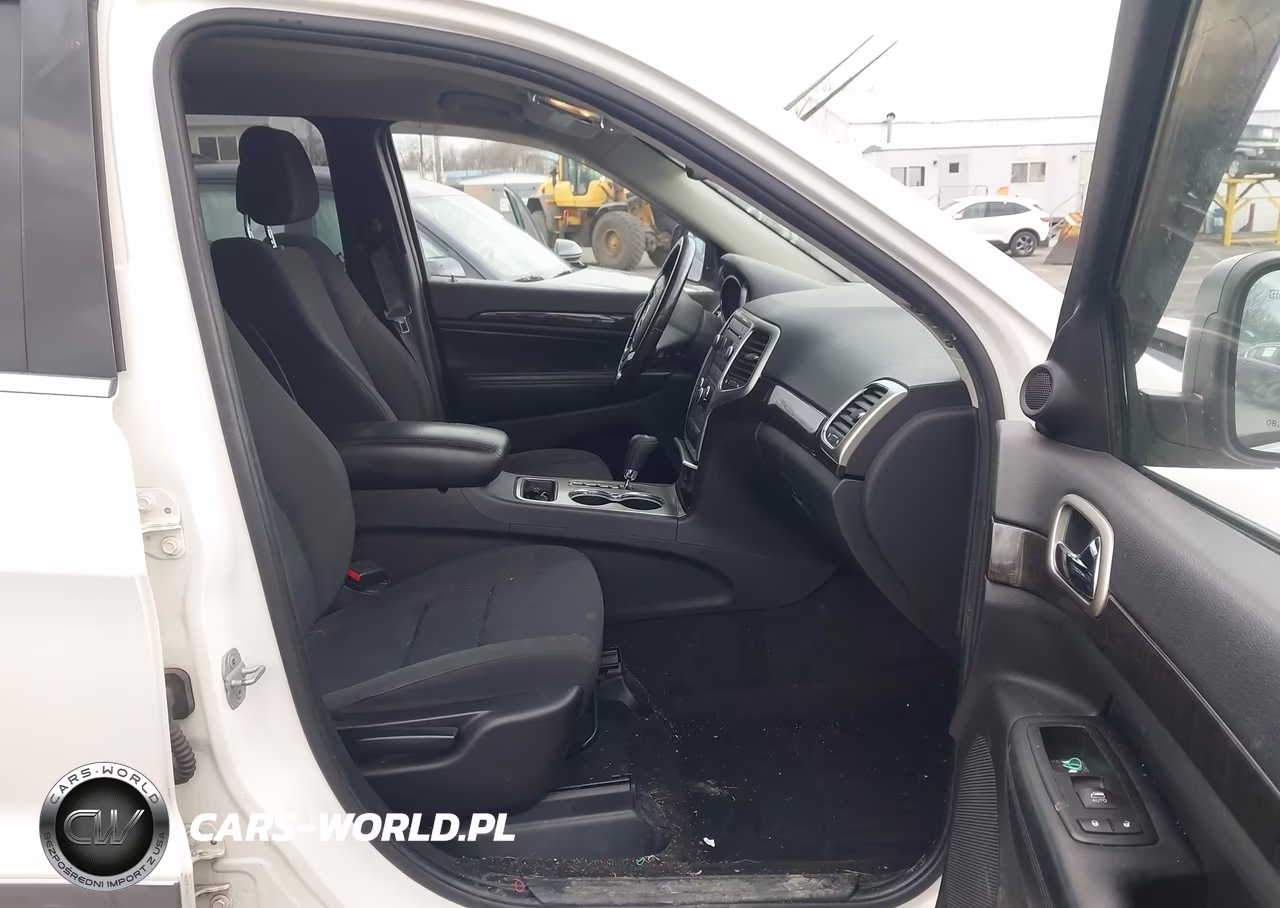 2011 Jeep Grand Cherokee Laredo VIN:1J4RR4GG3BC640030 - 5