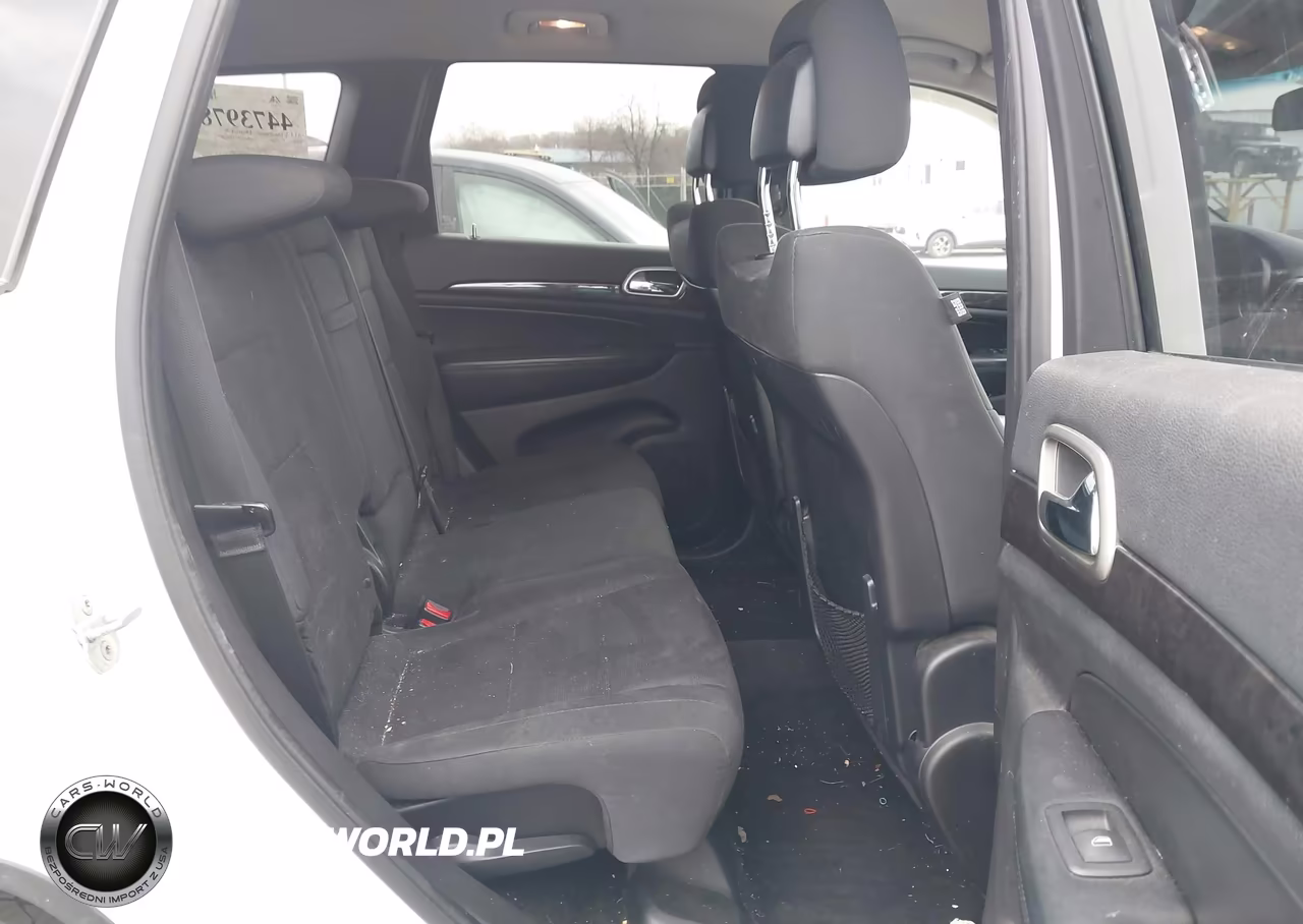 2011 Jeep Grand Cherokee Laredo VIN:1J4RR4GG3BC640030 - 8