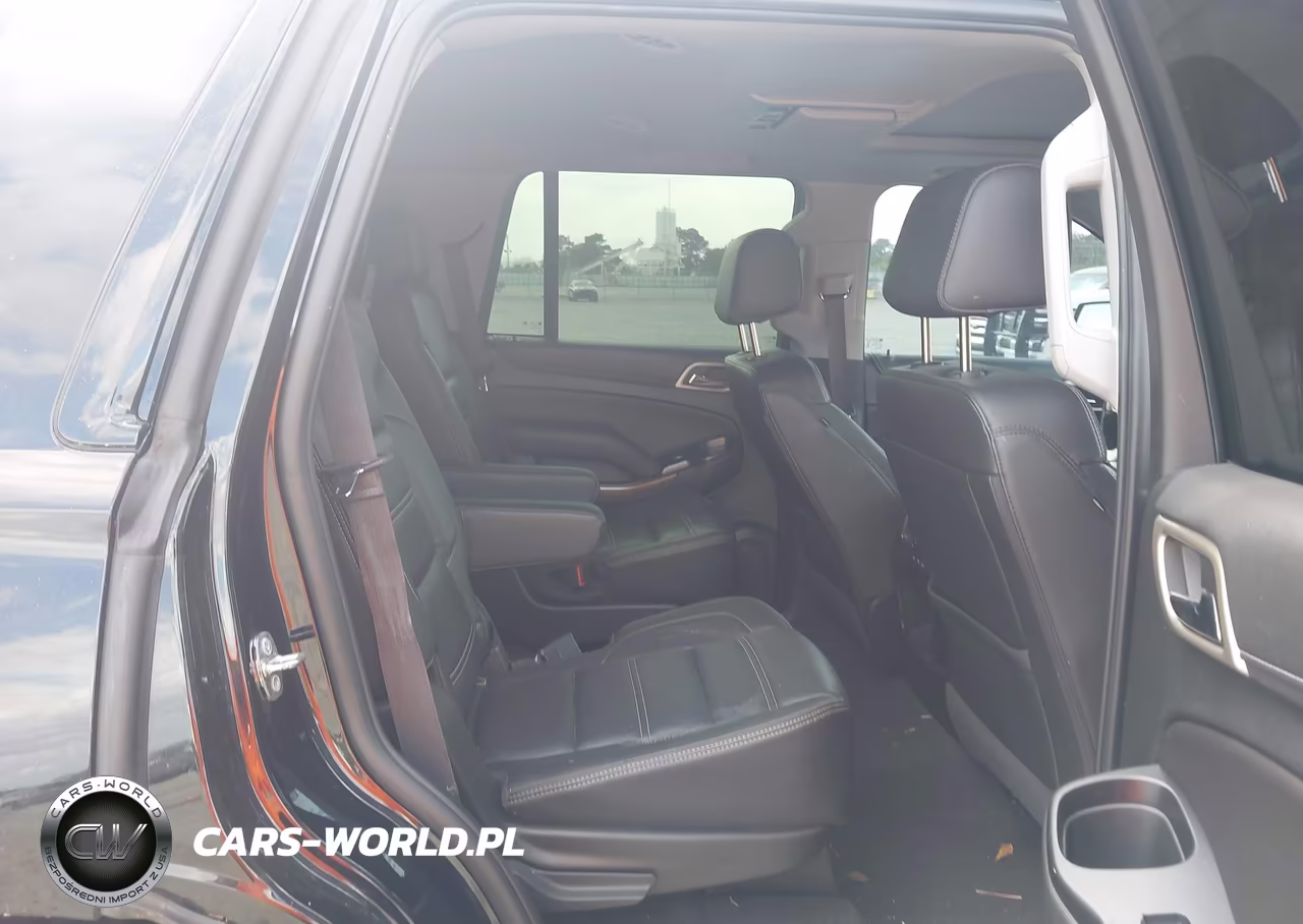 2019 GMC Yukon Denali VIN:1GKS1CKJ3KR364705 - 8