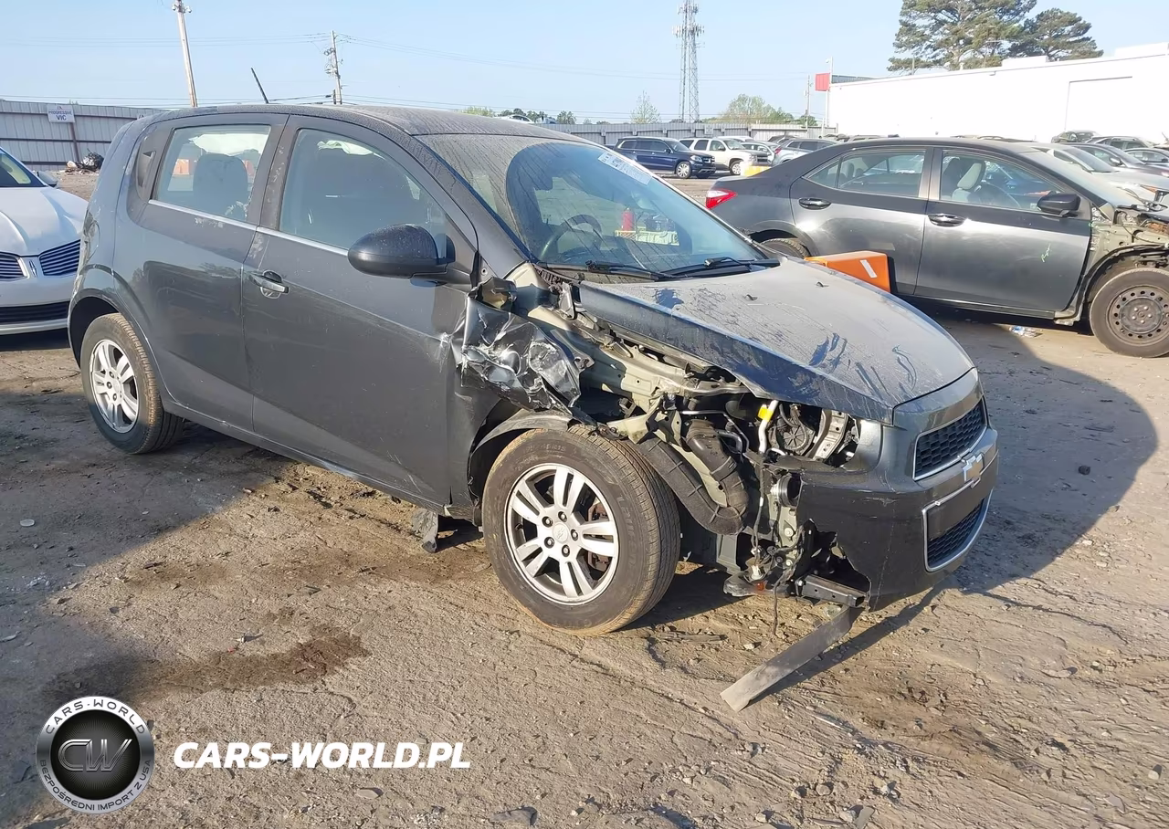 2015 Chevrolet Sonic Lt Auto