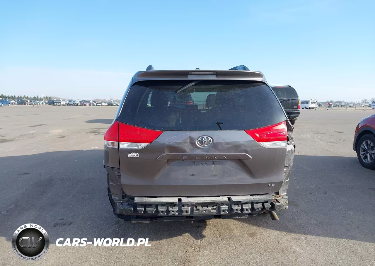 2011 Toyota Sienna Le V6 VIN:5TDKK3DC5BS100023 - 6