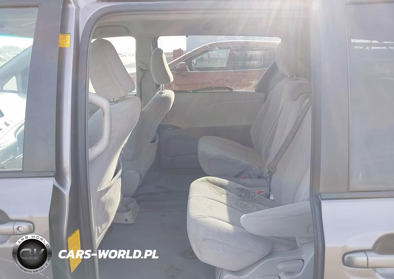 2011 Toyota Sienna Le V6 VIN:5TDKK3DC5BS100023 - 8