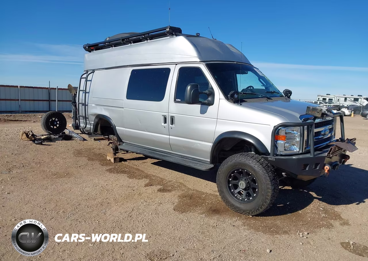2011 Ford E-350 Super Duty Commercial