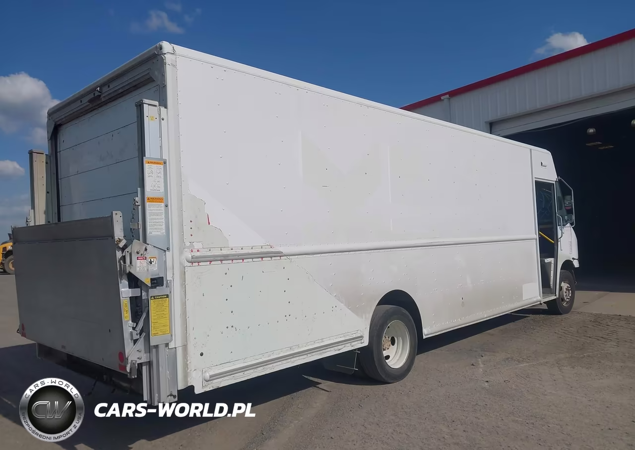 2014 Ford F-59 Commercial Stripped VIN:1F66F5KY2E0A07969 - 4