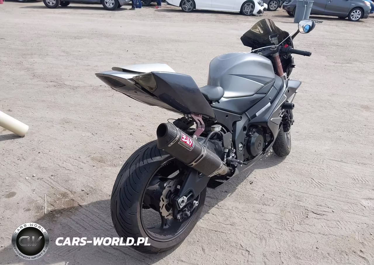 2006 Suzuki Gsx-R1000 VIN:JS1GT76A662111870 - 4