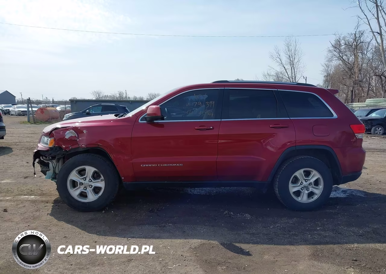 2015 Jeep Grand Cherokee Laredo VIN:1C4RJFAG9FC796399 - 14