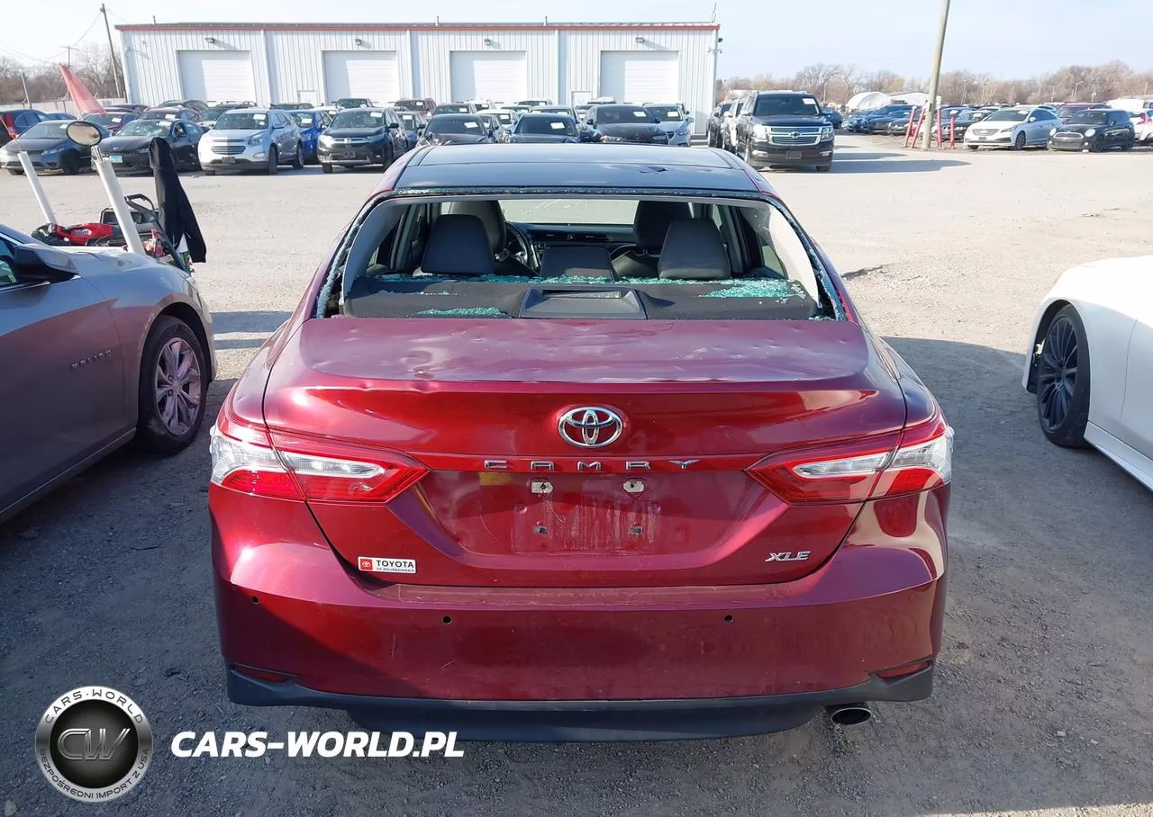 2018 Toyota Camry Xle VIN:4T1B11HK6JU536085 - 16