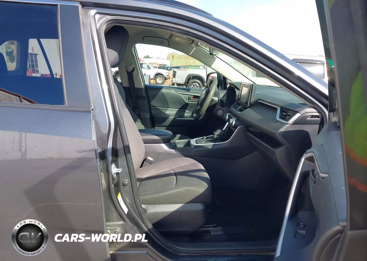 2019 Toyota Rav4 Hybrid Le VIN:JTMLWRFV9KD013943 - 5