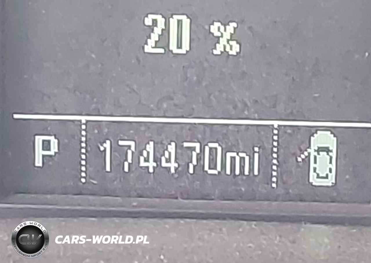 2018 Chevrolet Silverado 1500 Wt VIN:1GCUKNEC3JF249113 - 15