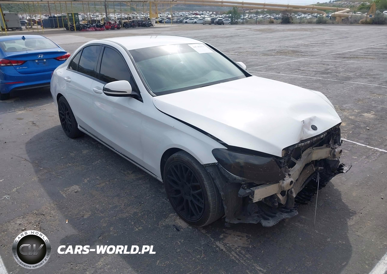 2015 Mercedes-Benz C 300