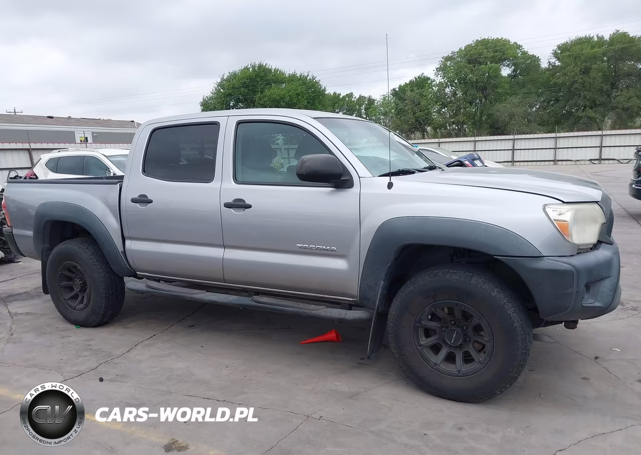 2015 Toyota Tacoma Prerunner VIN:5TFJX4GNXFX039008 - 13