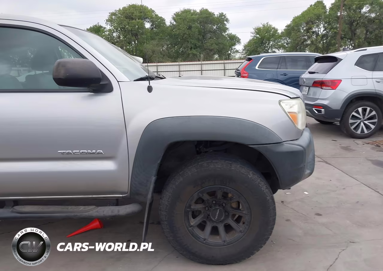 2015 Toyota Tacoma Prerunner VIN:5TFJX4GNXFX039008 - 17