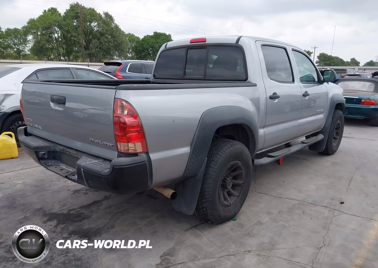 2015 Toyota Tacoma Prerunner VIN:5TFJX4GNXFX039008 - 4