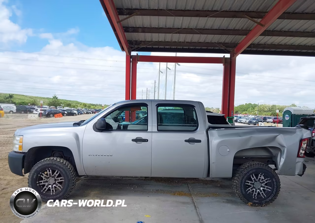 2011 Chevrolet Silverado 1500 Work Truck VIN:3GCPCPE03BG365293 - 13