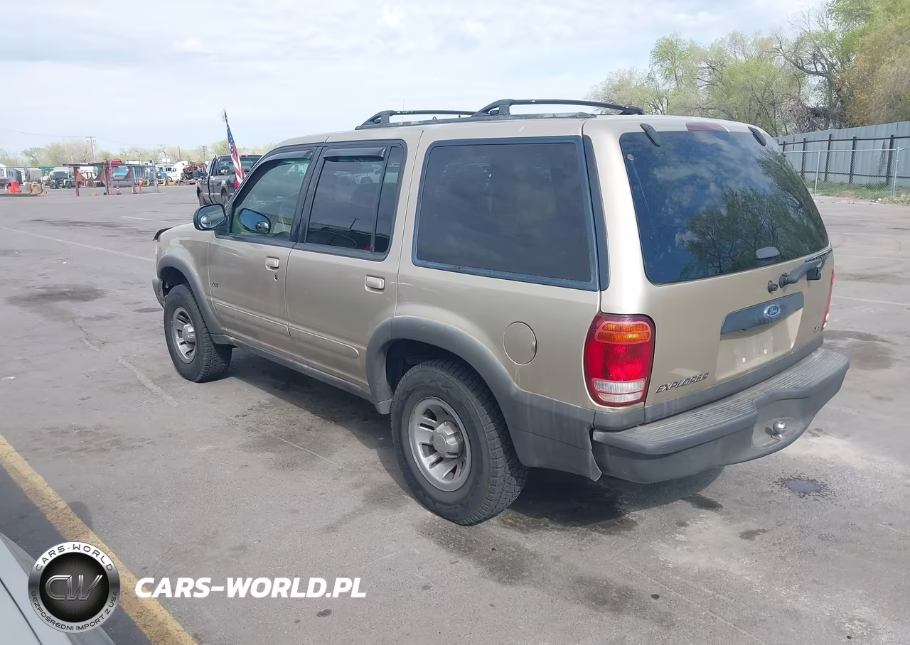 2000 Ford Explorer Xls VIN:1FMZU72X7YUB73609 - 3