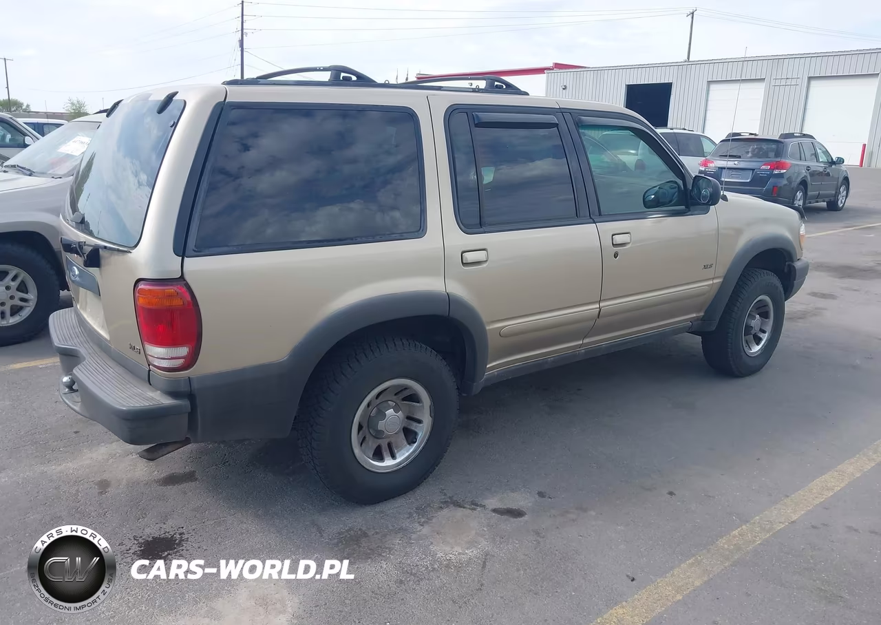2000 Ford Explorer Xls VIN:1FMZU72X7YUB73609 - 4