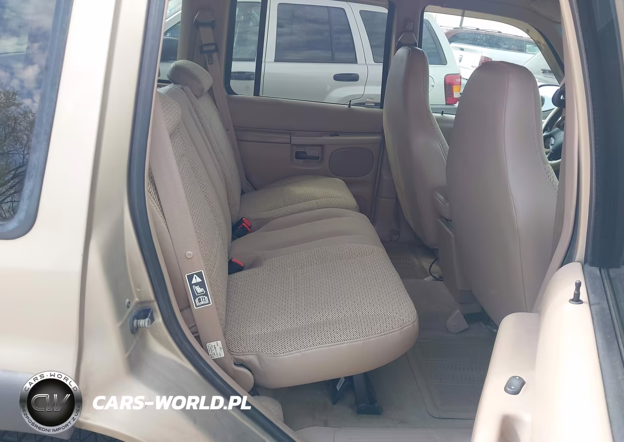 2000 Ford Explorer Xls VIN:1FMZU72X7YUB73609 - 8