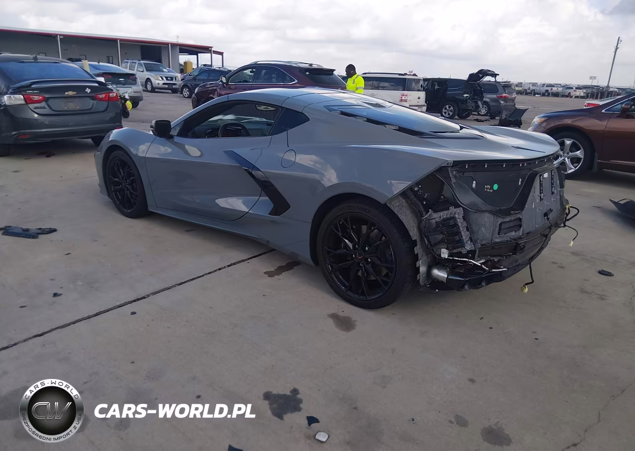 2024 Chevrolet Corvette Stingray Rwd 2Lt VIN:1G1YB2D43R5113794 - 3