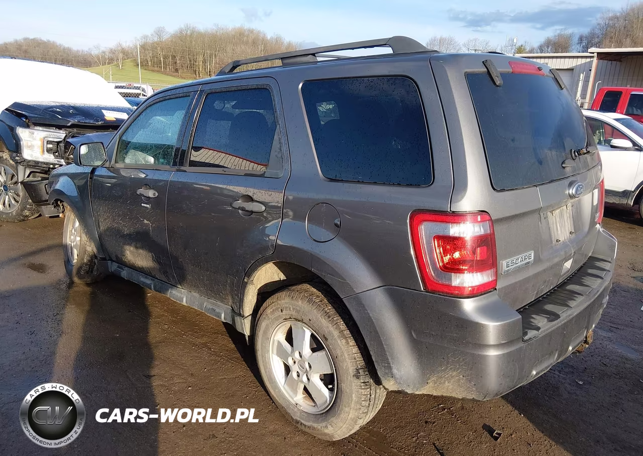 2012 Ford Escape Xlt VIN:1FMCU0DG3CKC23758 - 3