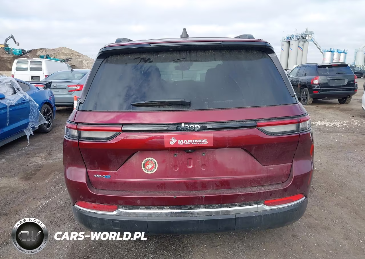 2023 Jeep Grand Cherokee 4Xe VIN:1C4RJYB65PC649015 - 16