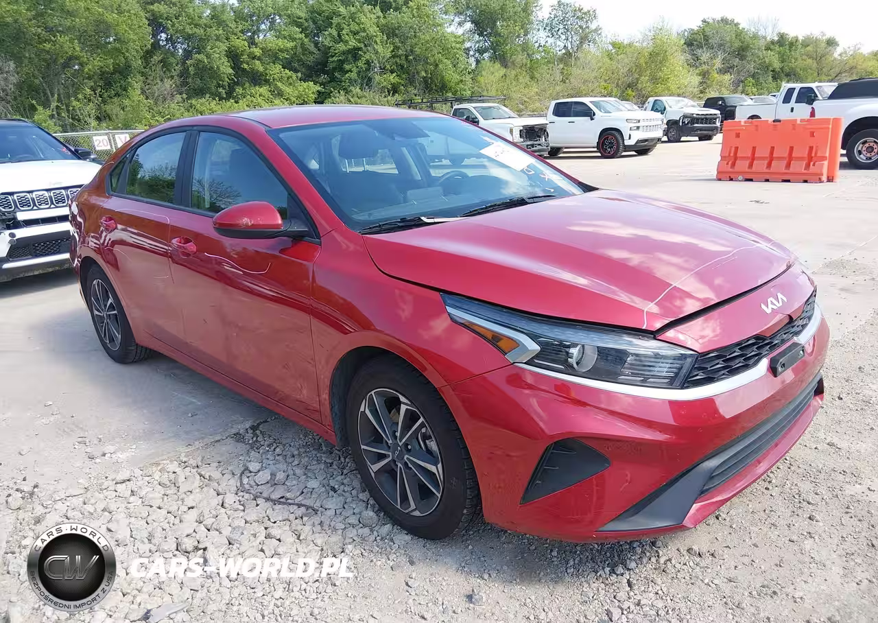 2024 Kia Forte Lxs