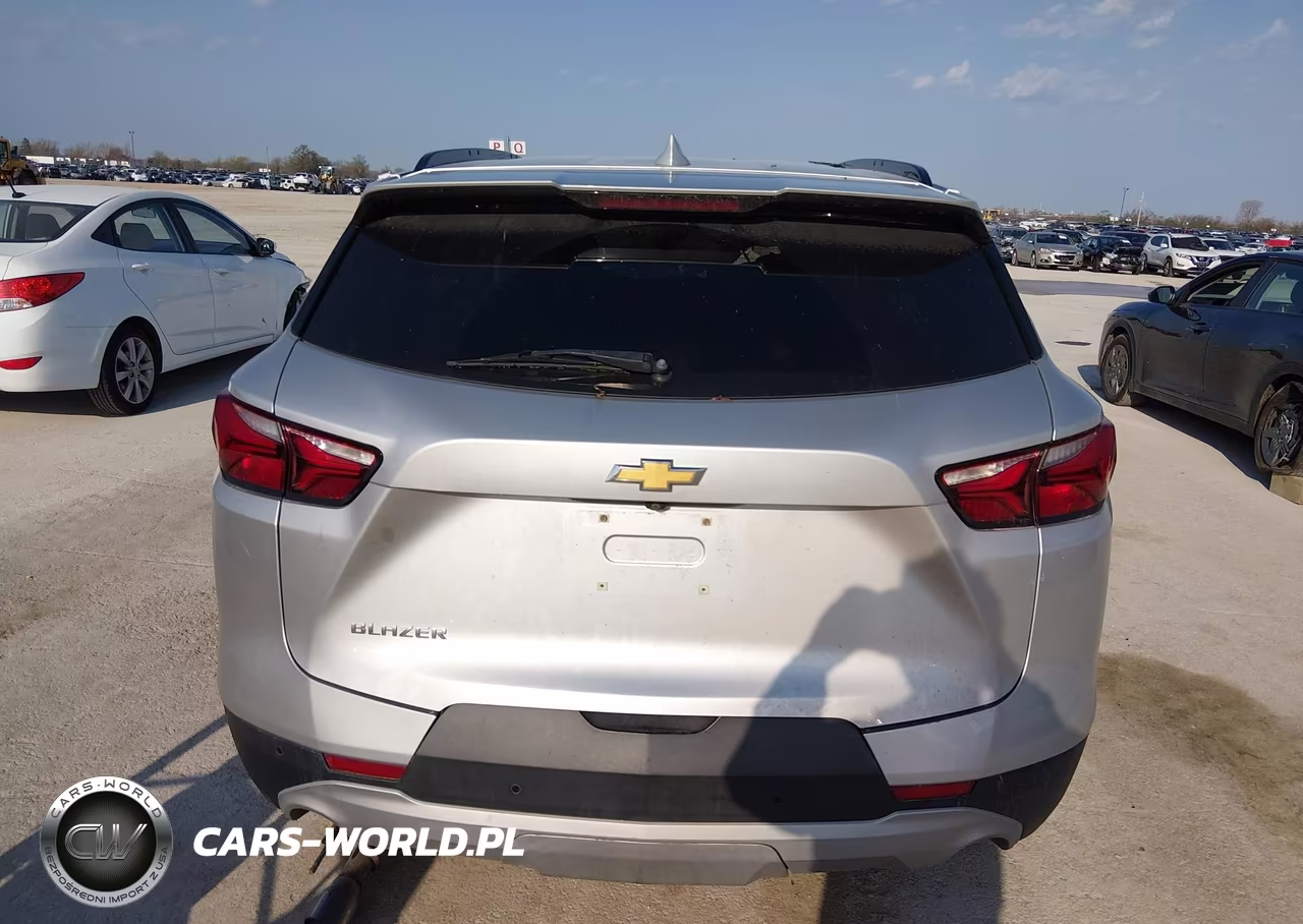 2019 Chevrolet Blazer VIN:3GNKBBRA0KS611420 - 16