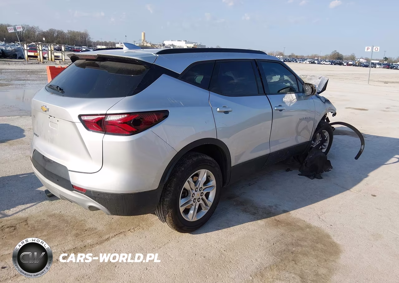 2019 Chevrolet Blazer VIN:3GNKBBRA0KS611420 - 4