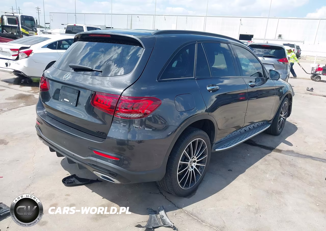2020 Mercedes-Benz Glc 300 VIN:WDC0G8DB6LF688782 - 4