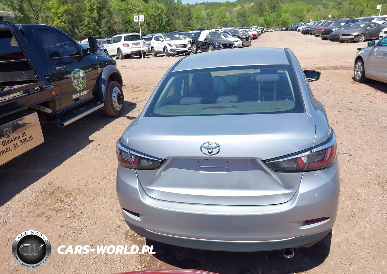 2017 Toyota Yaris Ia VIN:3MYDLBYV7HY180939 - 17