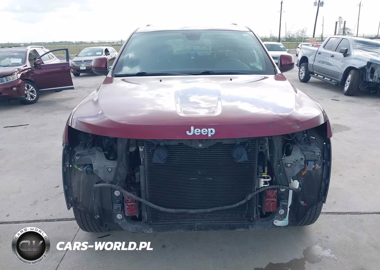 2018 Jeep Grand Cherokee Laredo E 4X4 VIN:1C4RJFAG0JC332992 - 12