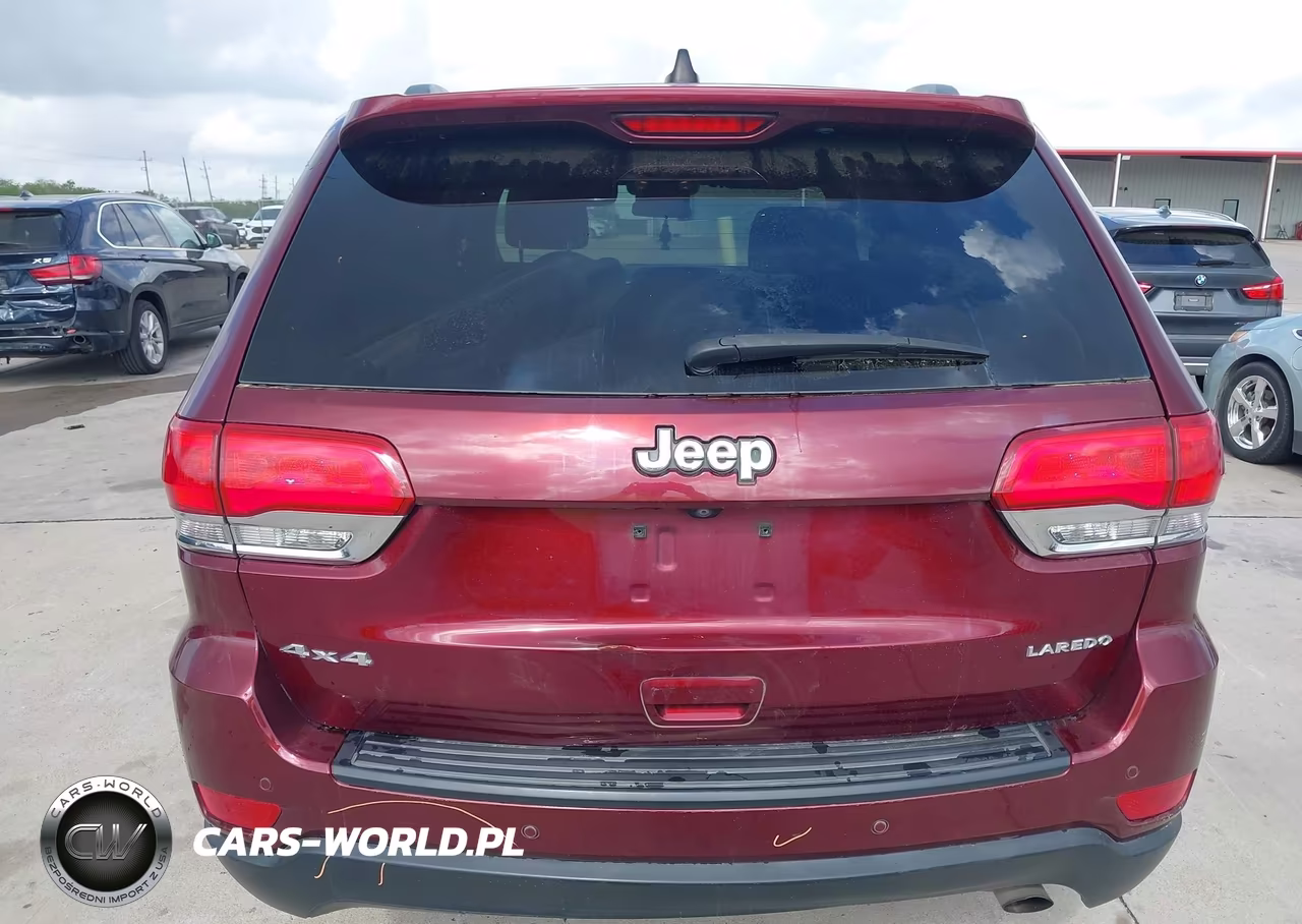 2018 Jeep Grand Cherokee Laredo E 4X4 VIN:1C4RJFAG0JC332992 - 16