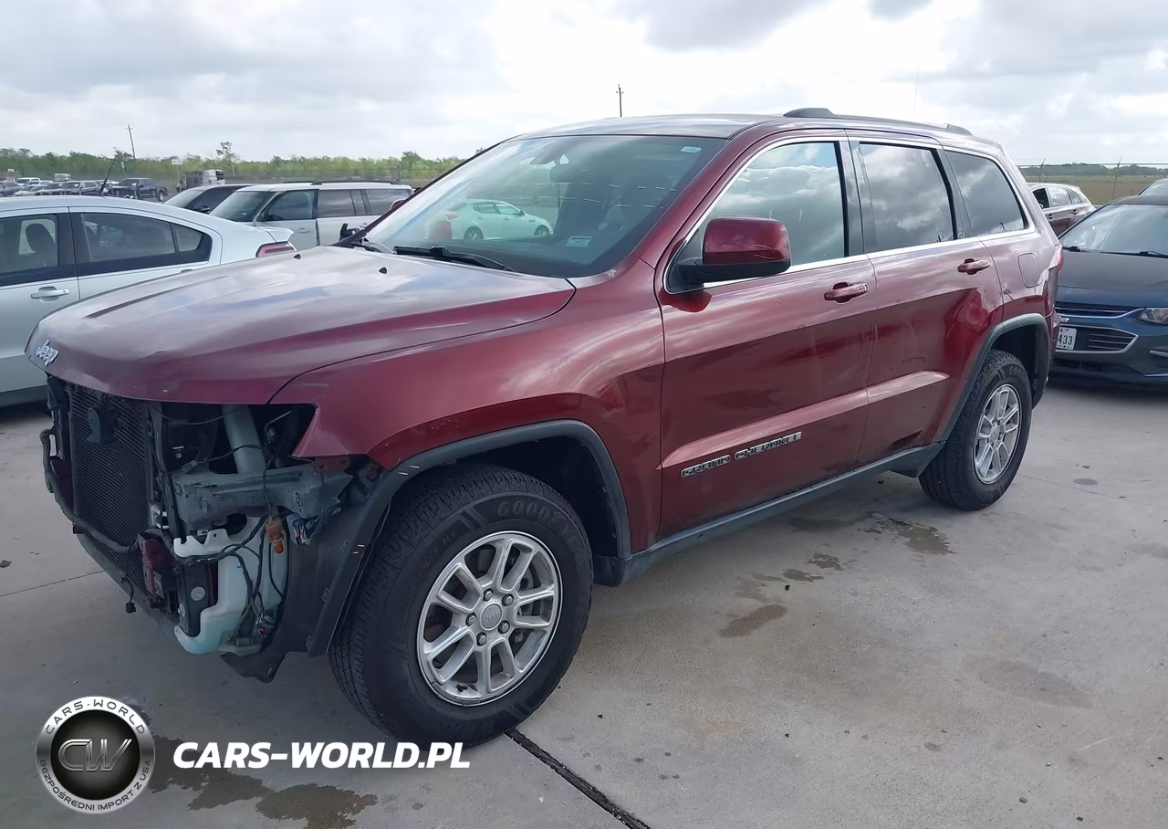 2018 Jeep Grand Cherokee Laredo E 4X4 VIN:1C4RJFAG0JC332992 - 2