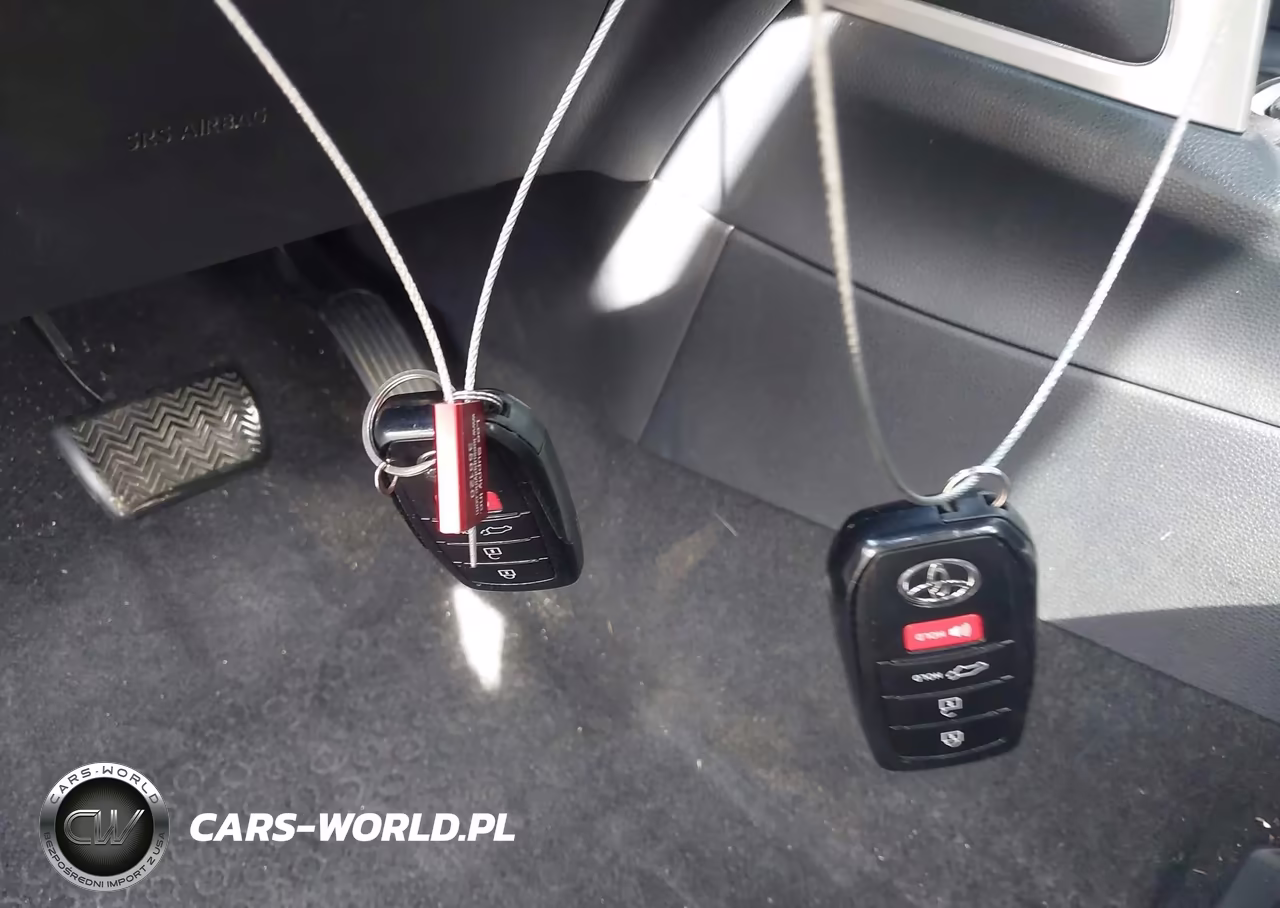 2023 Toyota Corolla Cross Xle VIN:7MUDAABG1PV047503 - 11