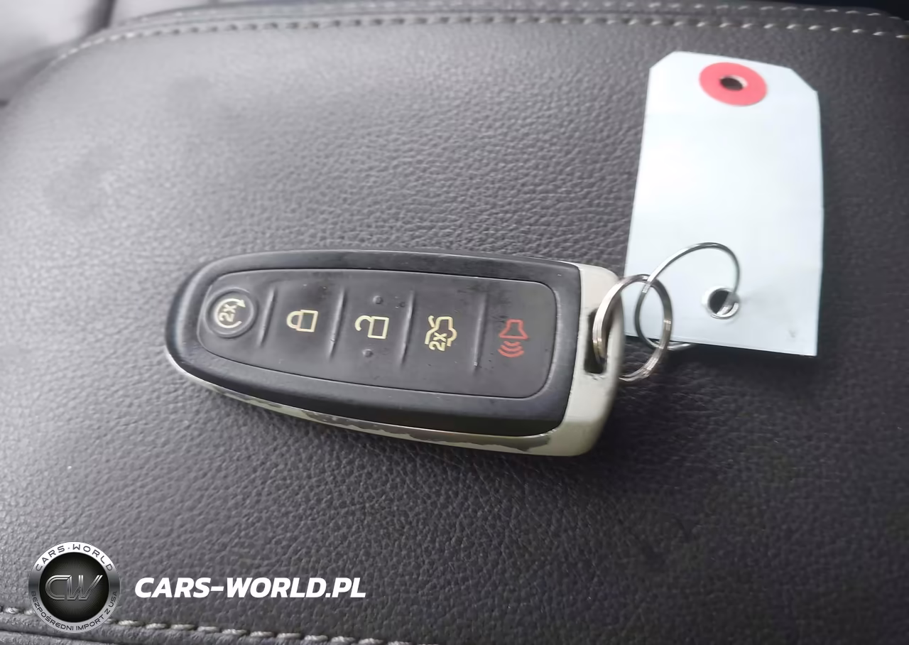 2016 Ford Escape Titanium VIN:1FMCU9JX8GUC21135 - 11