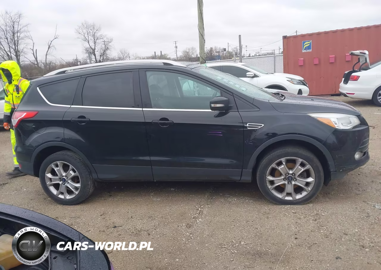 2016 Ford Escape Titanium VIN:1FMCU9JX8GUC21135 - 13