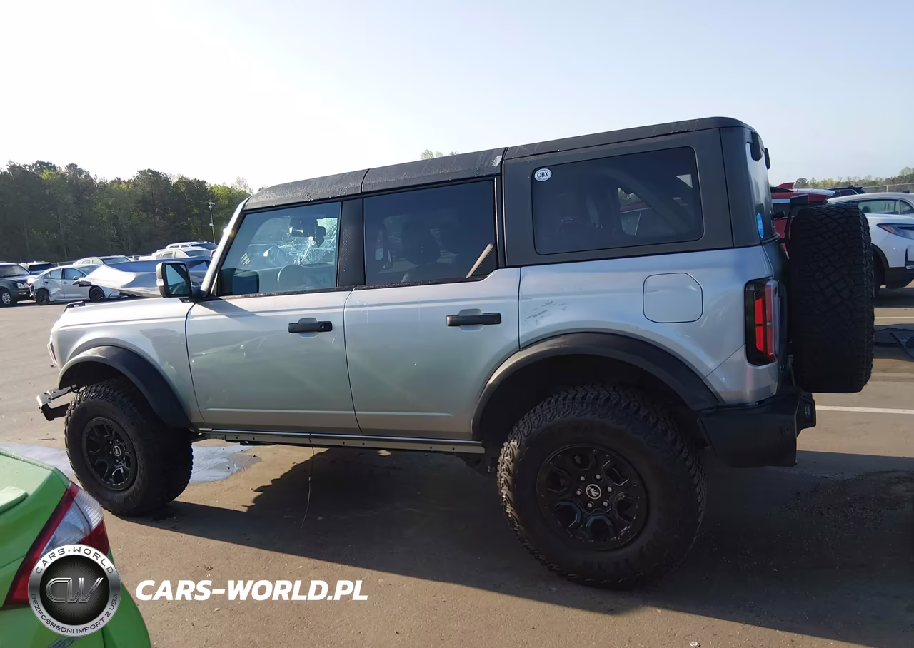 2024 Ford Bronco Wildtrak VIN:1FMEE2BP0RLB44720 - 14