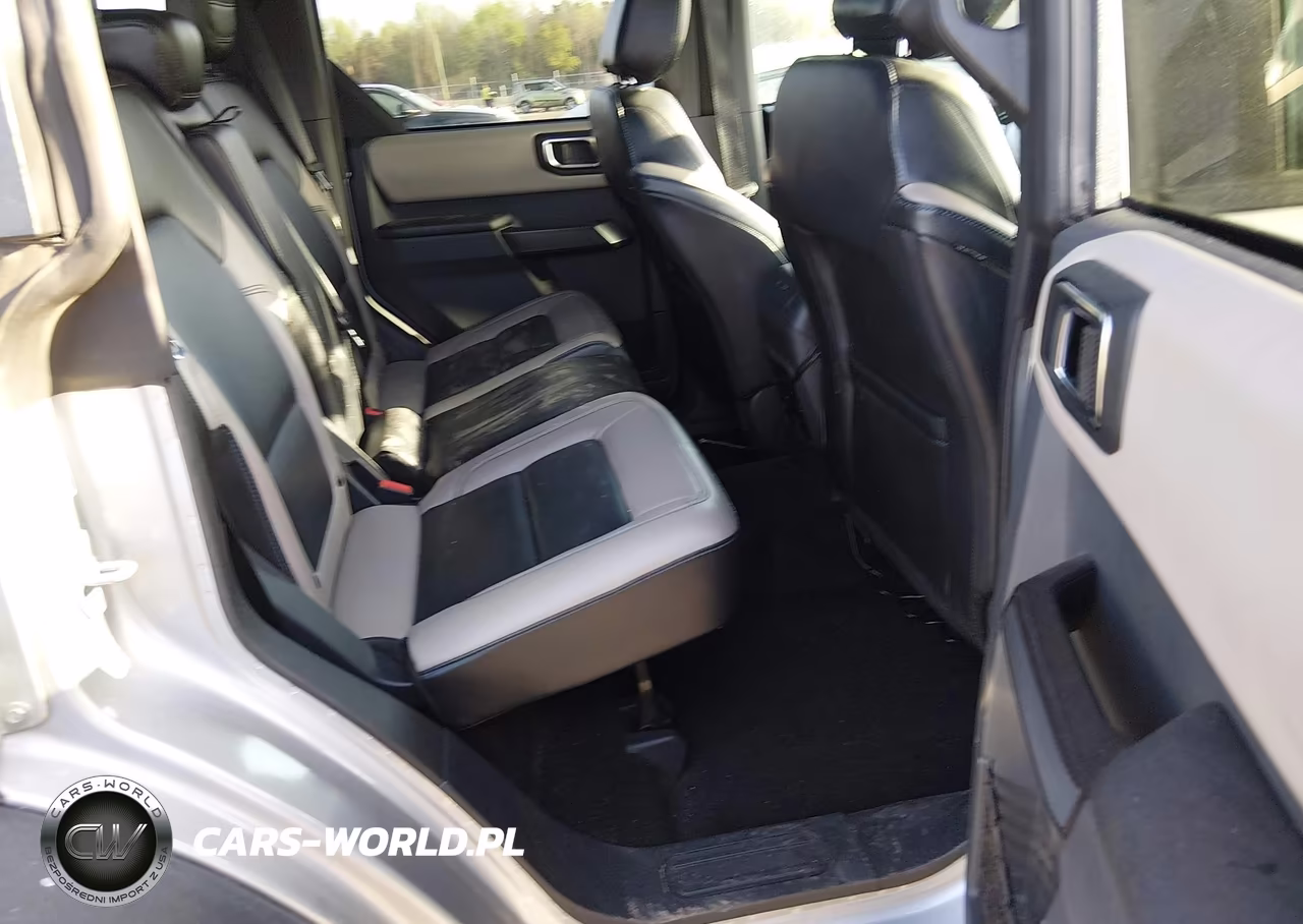 2024 Ford Bronco Wildtrak VIN:1FMEE2BP0RLB44720 - 8