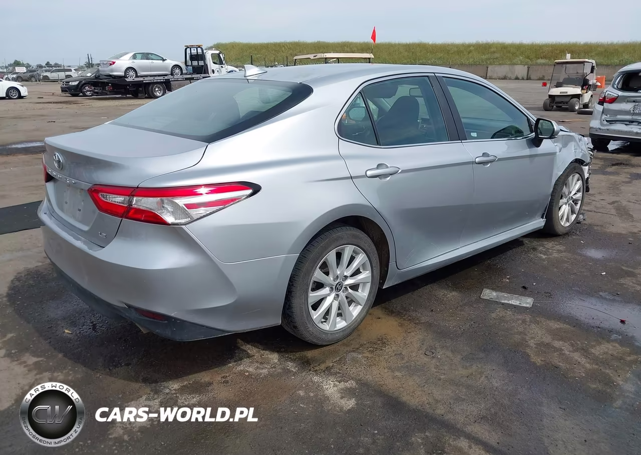 2020 Toyota Camry Le VIN:4T1L11AK3LU501764 - 4