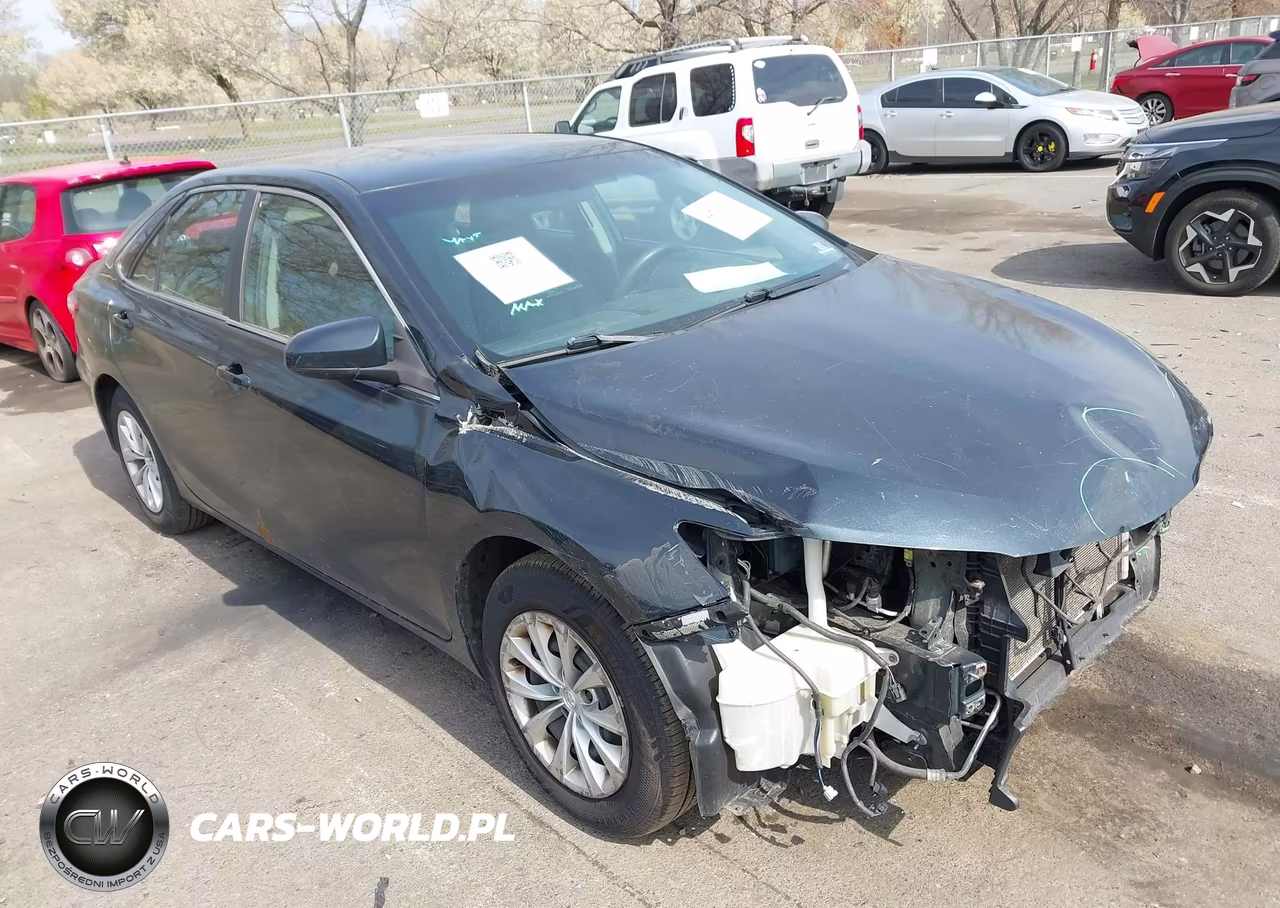 2015 Toyota Camry Le